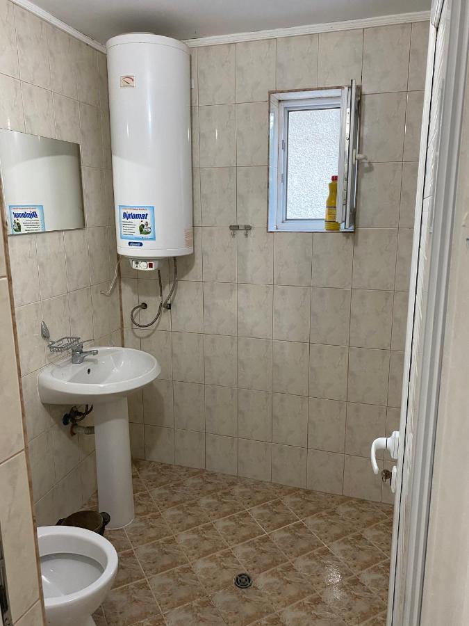 Стаи За Гости Маринови Provadiya Exterior foto